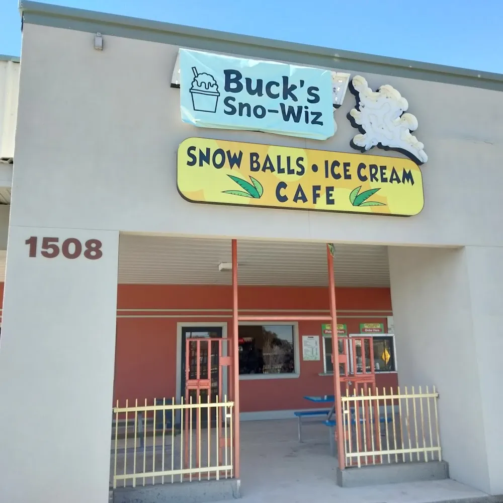 Buck's Sno-Wiz
