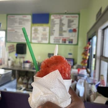 Buck's Sno-Wiz